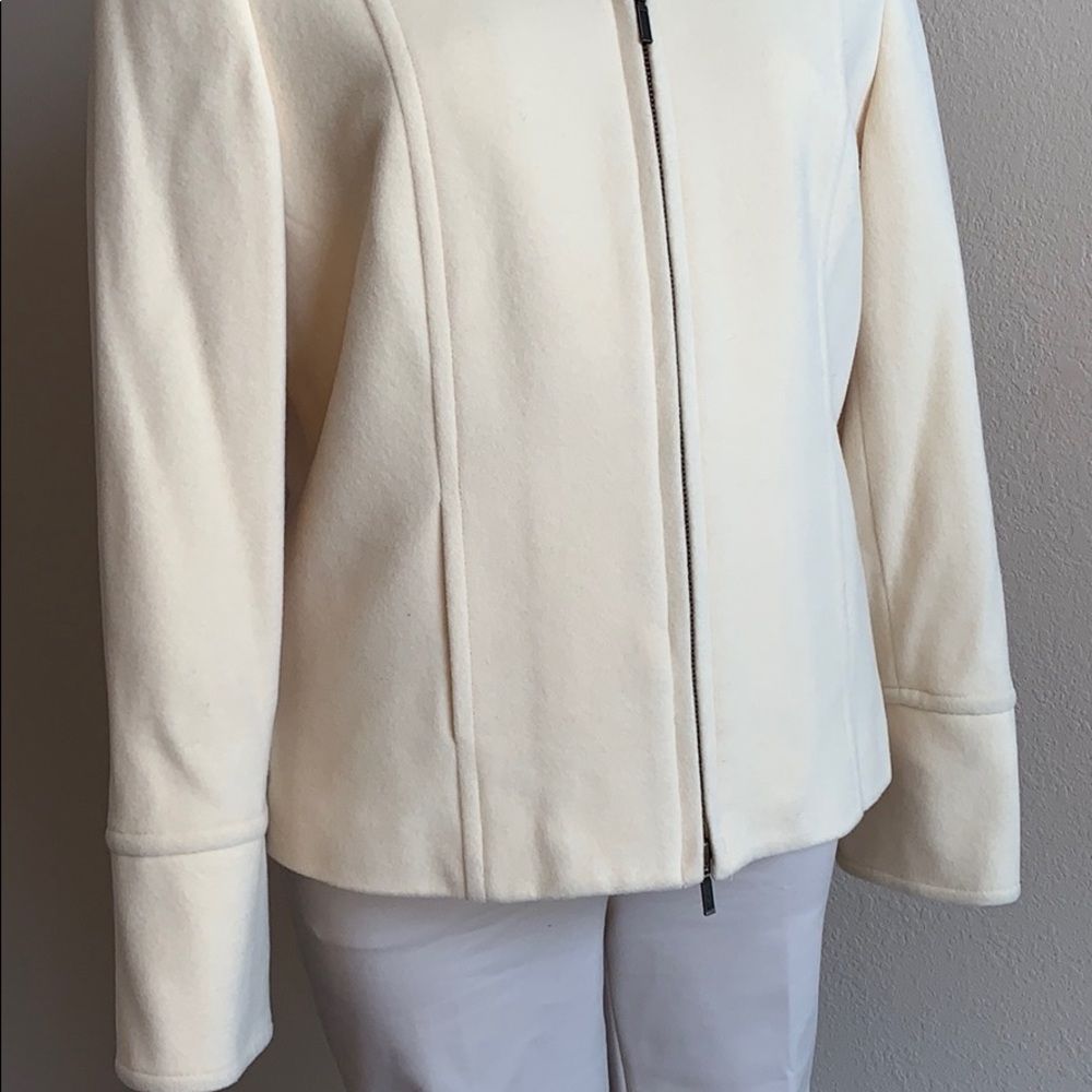 Tribal Cream Women's Blazer - Picture 4 of 6